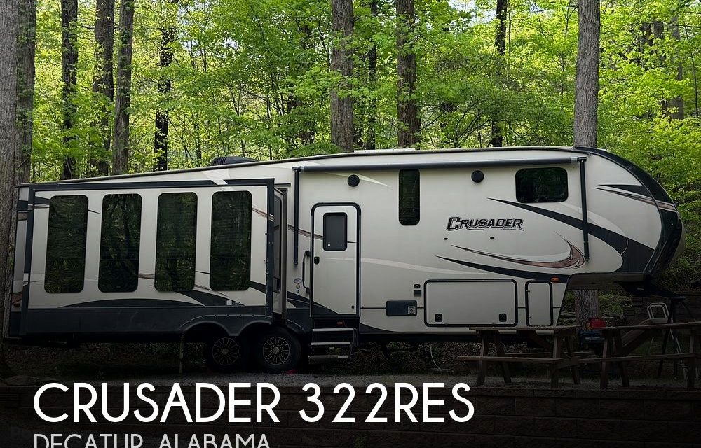 2017 Prime Time Crusader 322RES