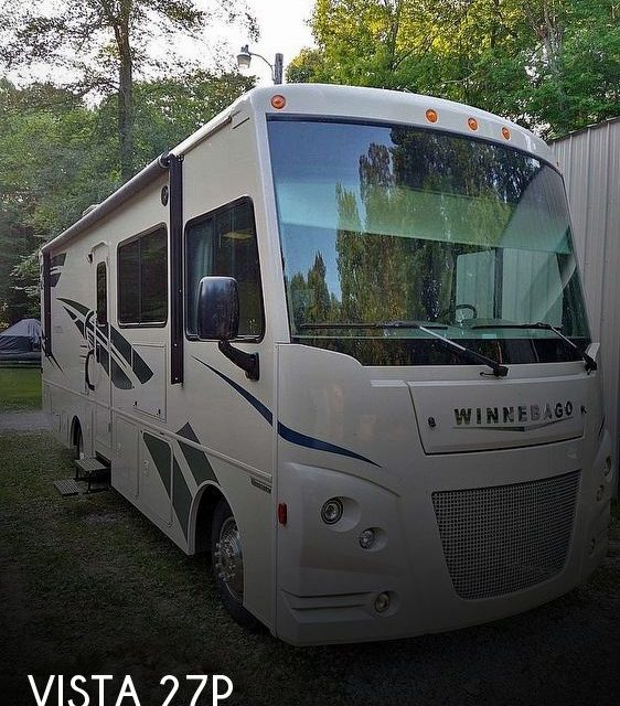 2018 Winnebago Vista 27P