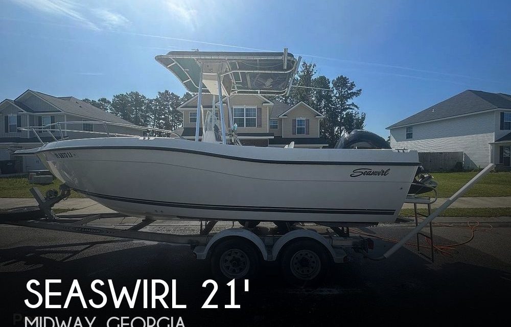 2000 Seaswirl 2100CC Striper