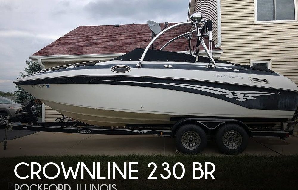 2003 Crownline 230 BR