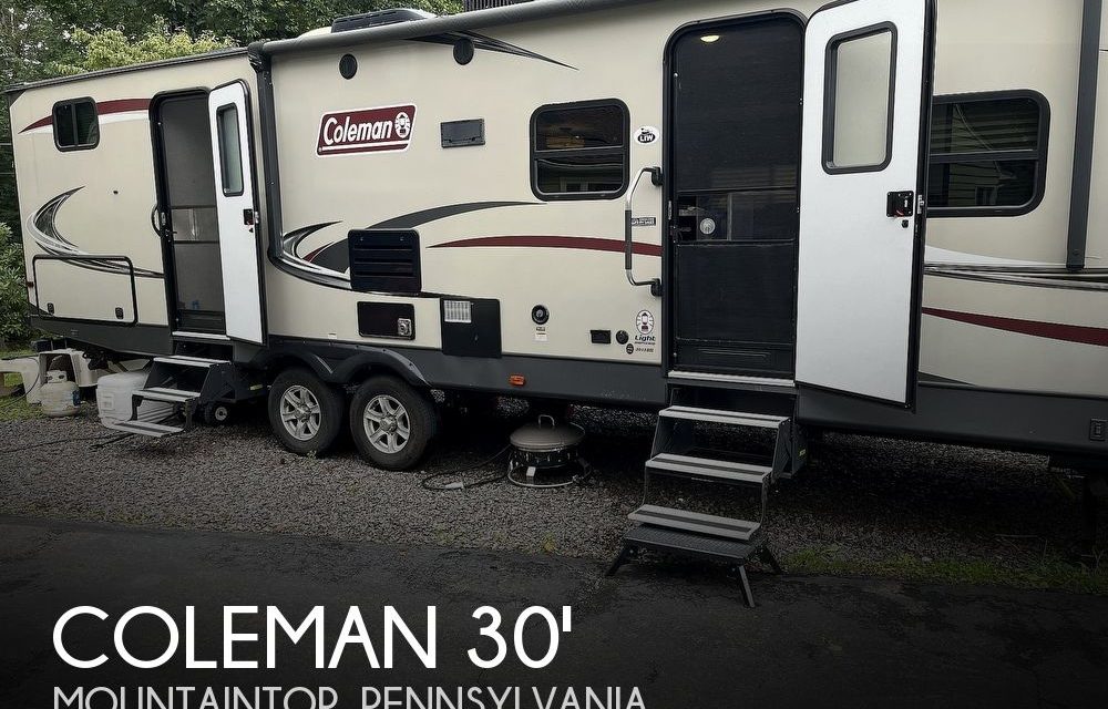 2019 Dutchmen Coleman Light Series M-3015BH