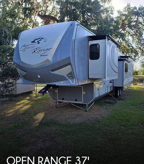 2017 Highland Ridge Open Range roamer 371mbh