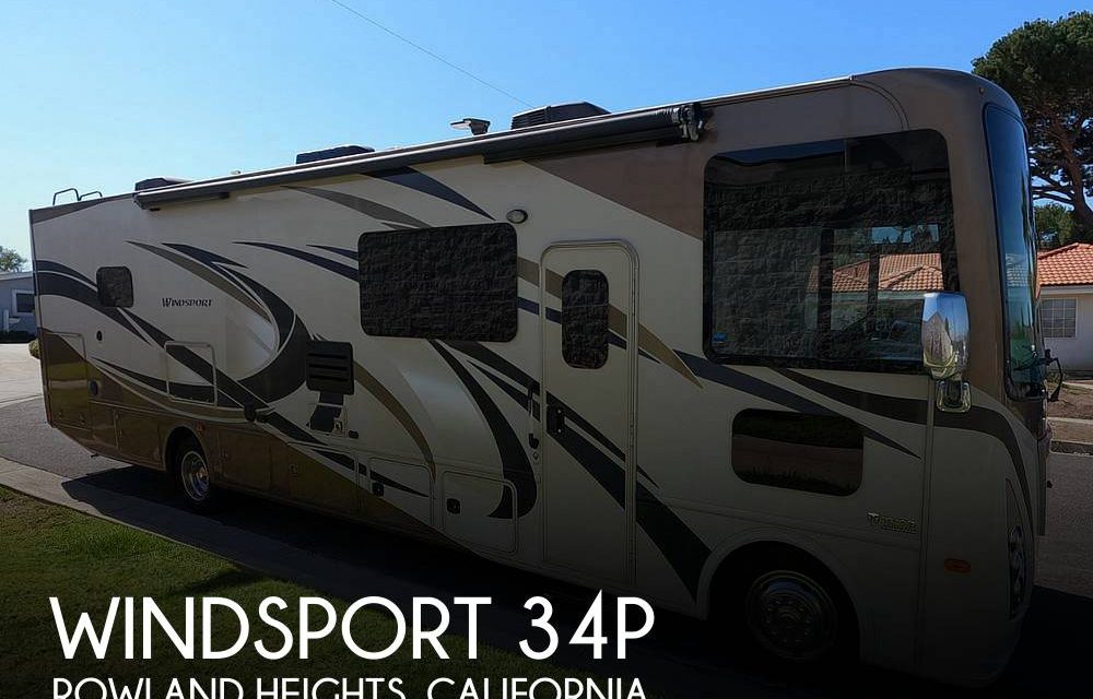 2017 Thor Motor Coach Windsport 34P