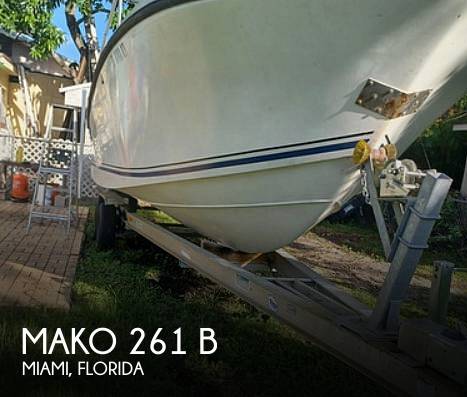 1993 Mako 261 B