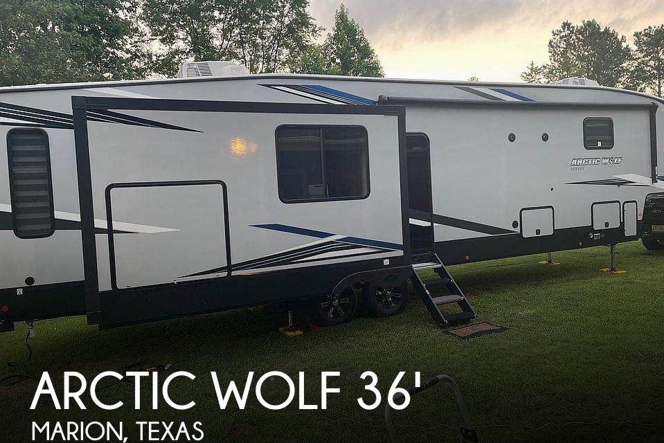 2021 Cherokee Arctic Wolf 3660suite