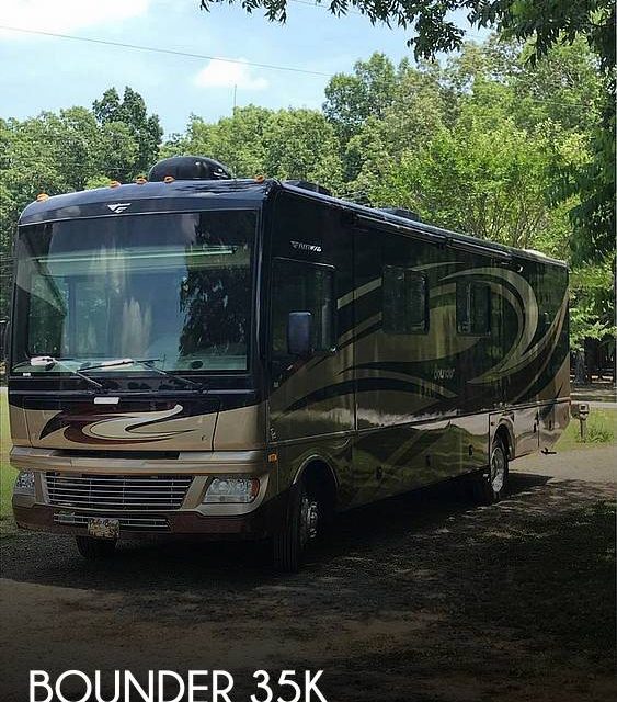 2012 Fleetwood Bounder 35K