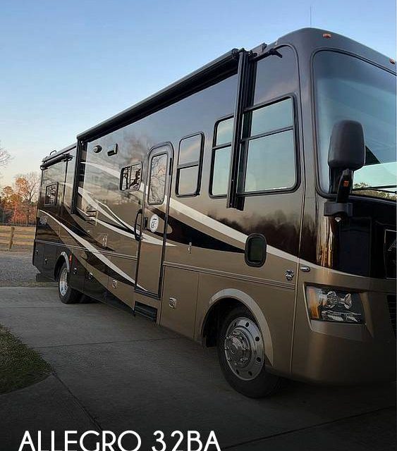 2011 Tiffin Allegro 32BA