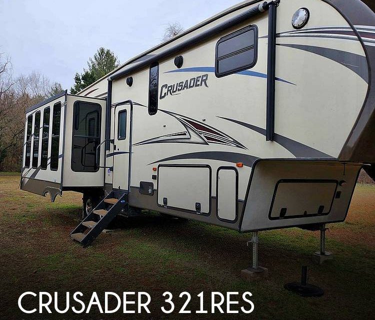 2015 Prime Time Crusader 321res