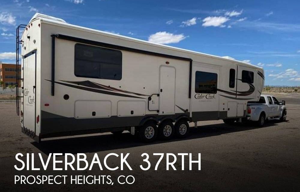 2018 Cedar Creek Silverback 37RTH