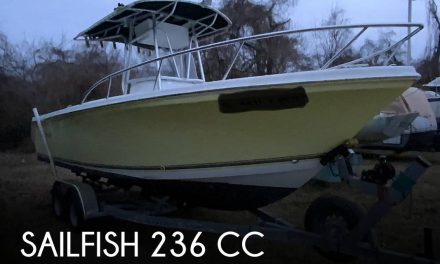 2002 Sailfish 236 CC