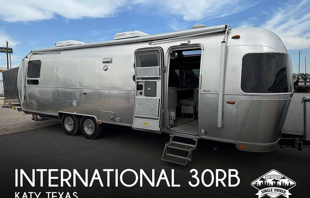 2022 Airstream International 30RB