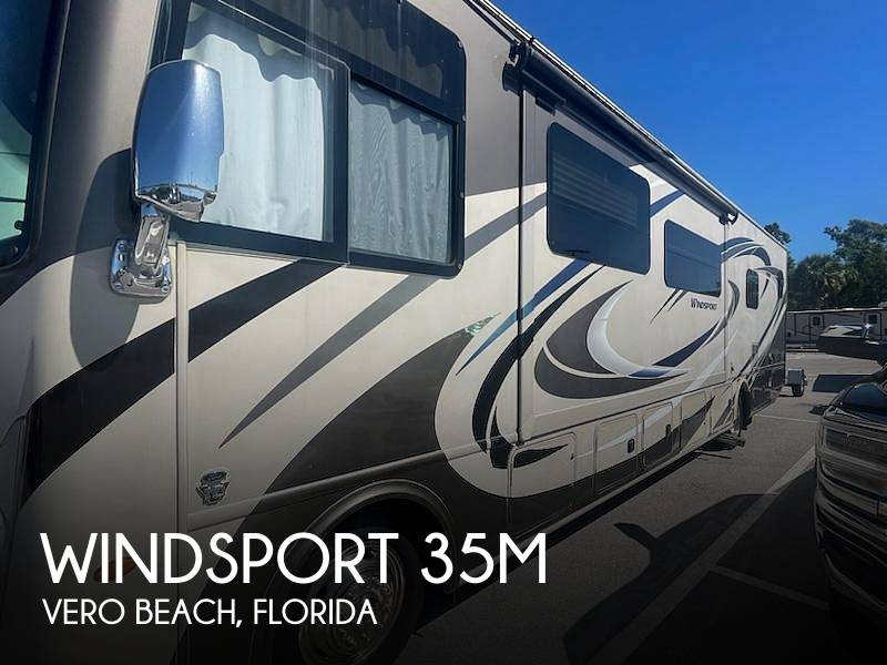 2019 Thor Motor Coach Windsport 35M