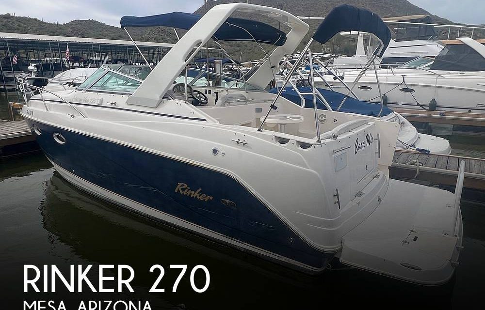 2005 Rinker 270 Fiesta Vee