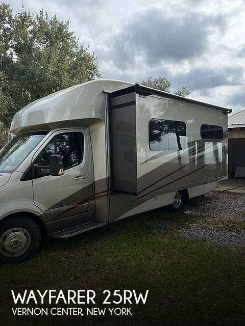 2023 Tiffin Wayfarer 25RW