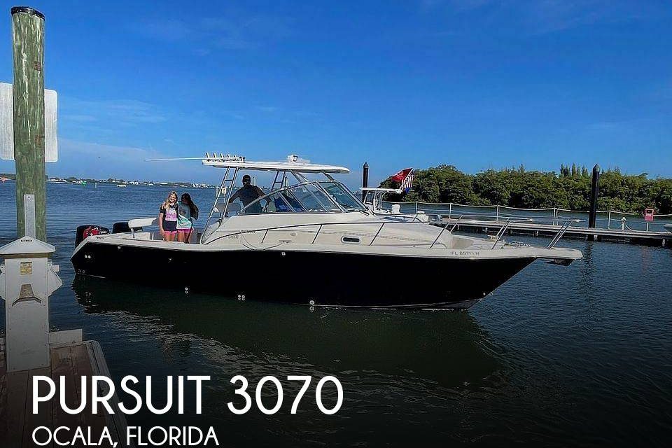 2000 Pursuit 3070 Offshore