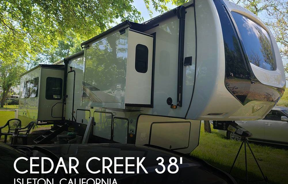 2022 Forest River Cedar Creek Champagne M-38EKS