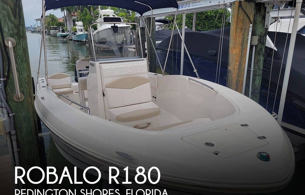 2018 Robalo R180