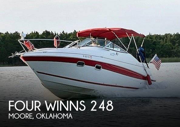 2005 Four Winns 248 Vista