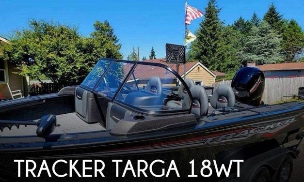 2022 Tracker targa 18wt