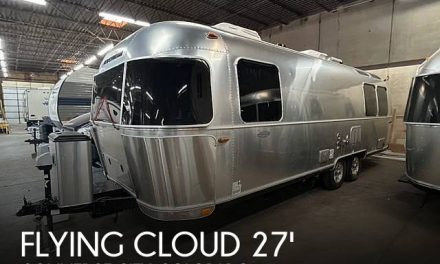 2019 Airstream Flying Cloud 27RB QUEEN