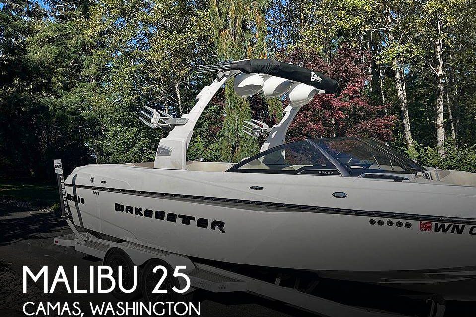 2016 Malibu Wakesetter 25 lsv