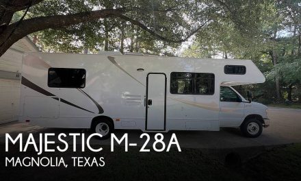 2019 Thor Motor Coach Majestic M-28A