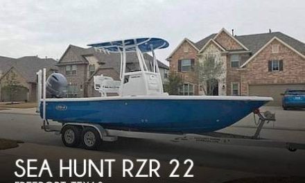 2017 Sea Hunt RZR 22