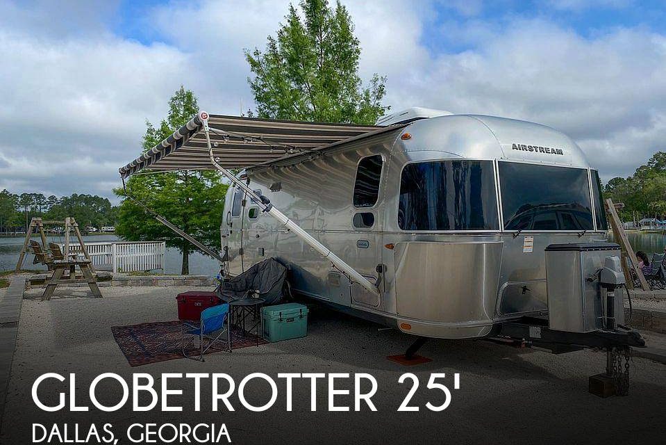 2020 Airstream Globetrotter 25fb Twin