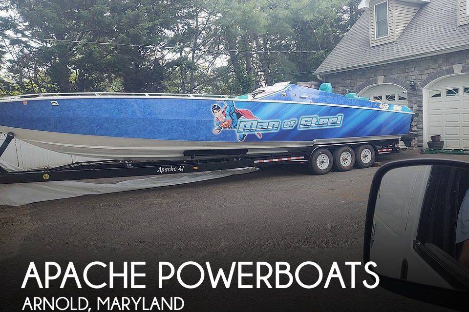 1989 Apache Powerboats 41 Ocean Racer