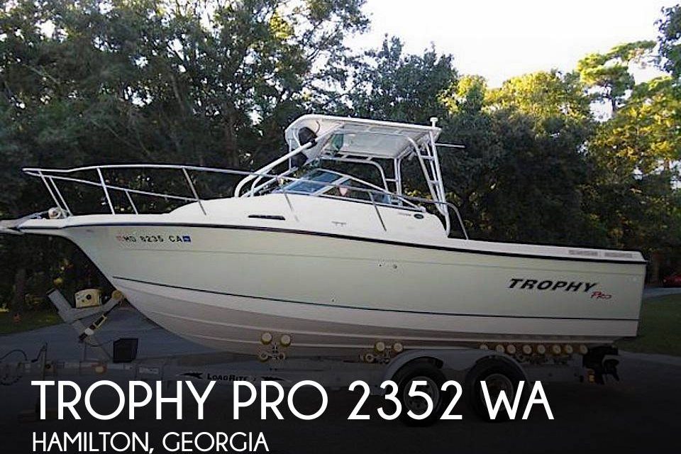 2006 Trophy pro 2352 wa