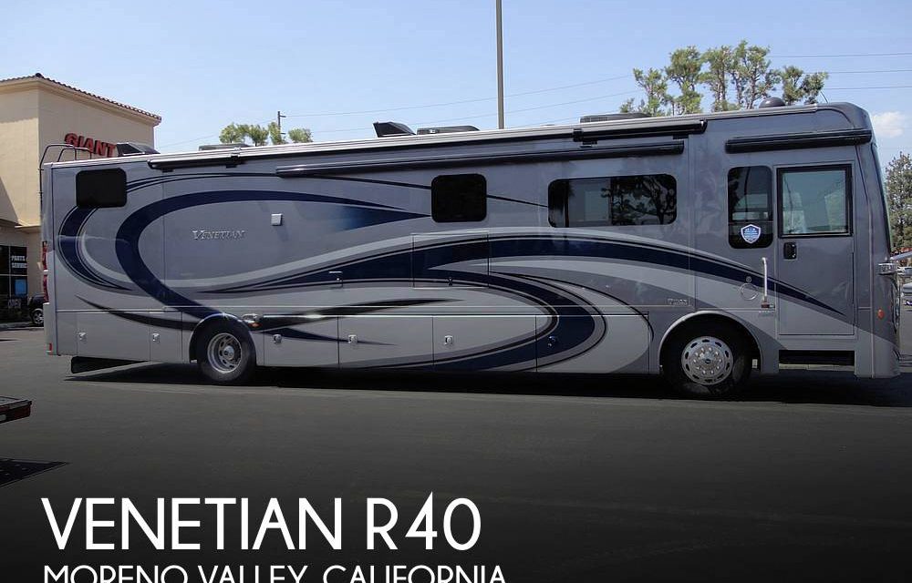 2022 Thor Motor Coach Venetian R40