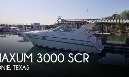 2000 Maxum 3000 SCR