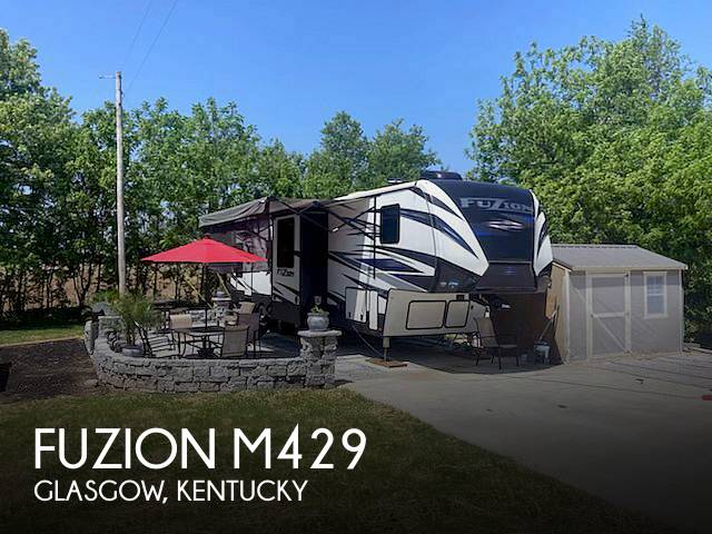 2018 Keystone Fuzion M429