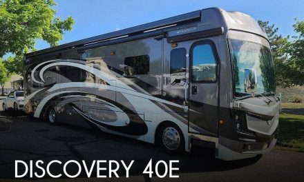 2017 Fleetwood Discovery 40E