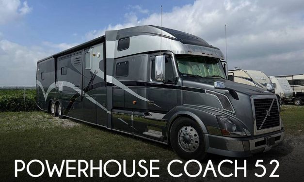 2006 Powerhouse Coach 52