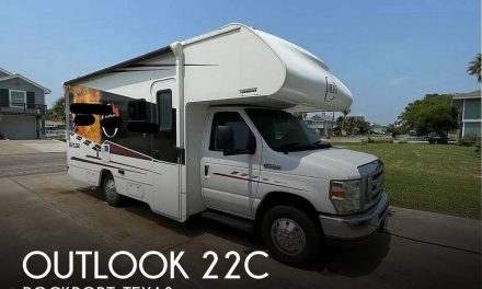 2018 Winnebago Outlook 22C