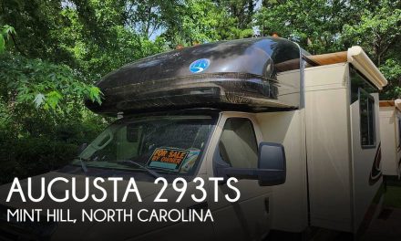 2009 Holiday Rambler Augusta 293TS