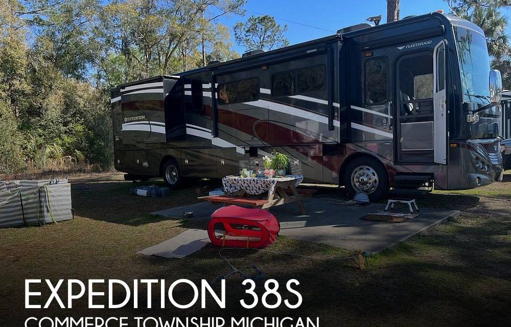 2014 Fleetwood Expedition 38s