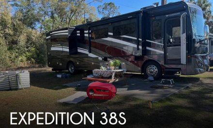 2014 Fleetwood Expedition 38s