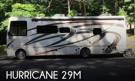 2018 Thor Motor Coach Hurricane 29M