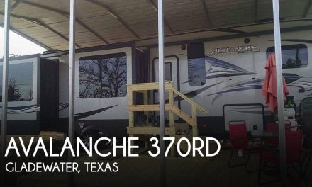 2017 Keystone Avalanche 370rd