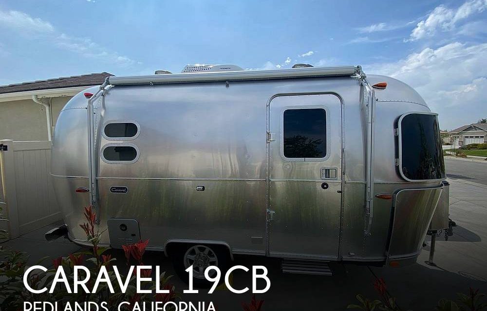 2022 Airstream Caravel 19CB