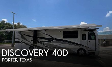 2021 Fleetwood Discovery LXE 40D