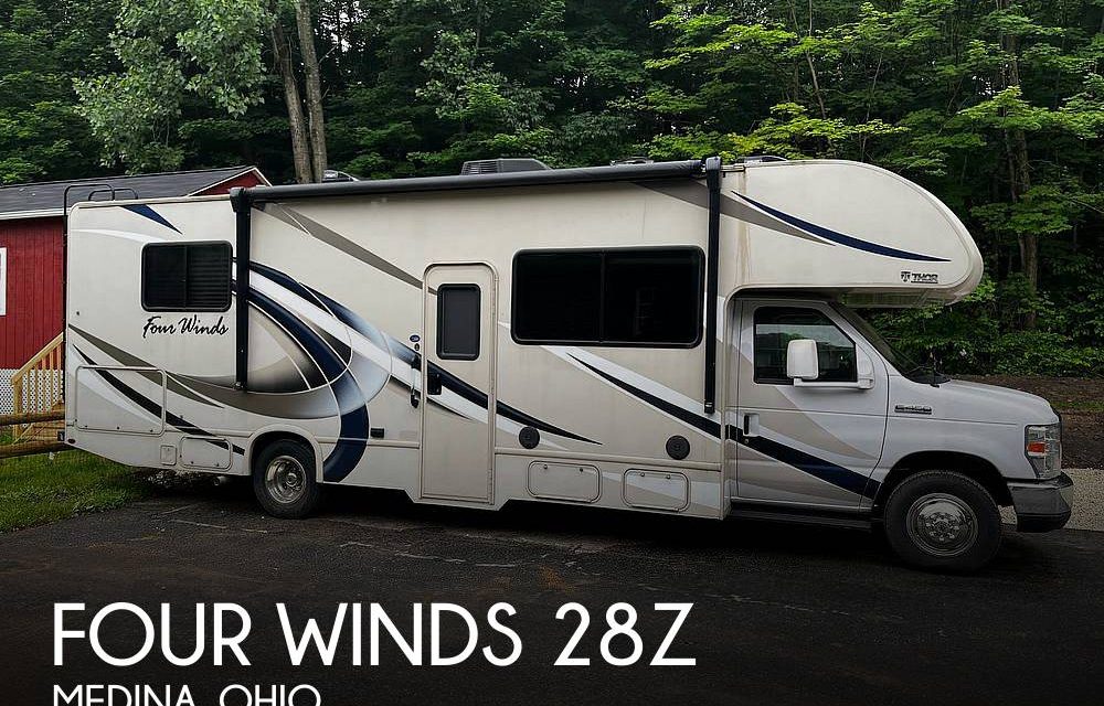 2018 Thor Motor Coach Four Winds 28Z