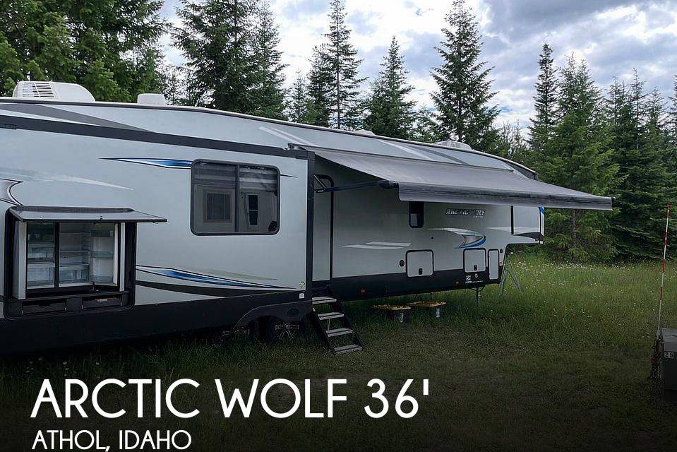 2021 Cherokee Arctic Wolf 3660 SUITE