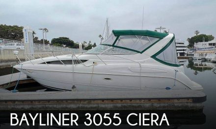 1999 Bayliner 3055 Ciera