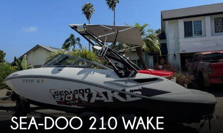 2011 Sea-Doo 210 Wake