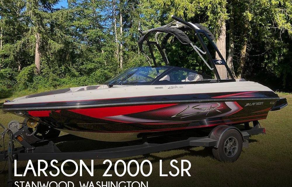 2014 Larson 2000 lsr