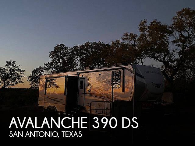 2024 Keystone Avalanche 390 DS