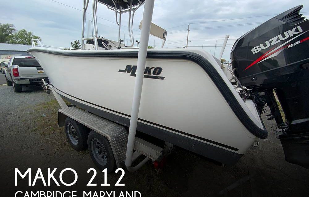 2004 Mako 212